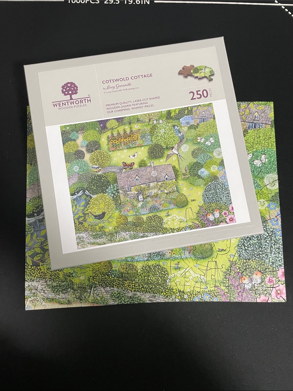 Wentworth Cotswold Cottage 250-Piece Wooden Jigsaw Puzzle - Green